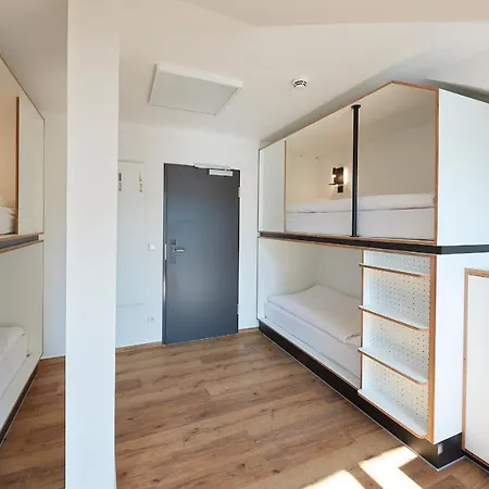 بيت شباب The Bunk إسن
